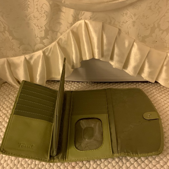 FOSSIL WALLET - Picture 7 of 8